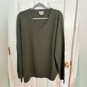 L.L Bean 100% Lambswool V Neck Sweater Mens XL Tall